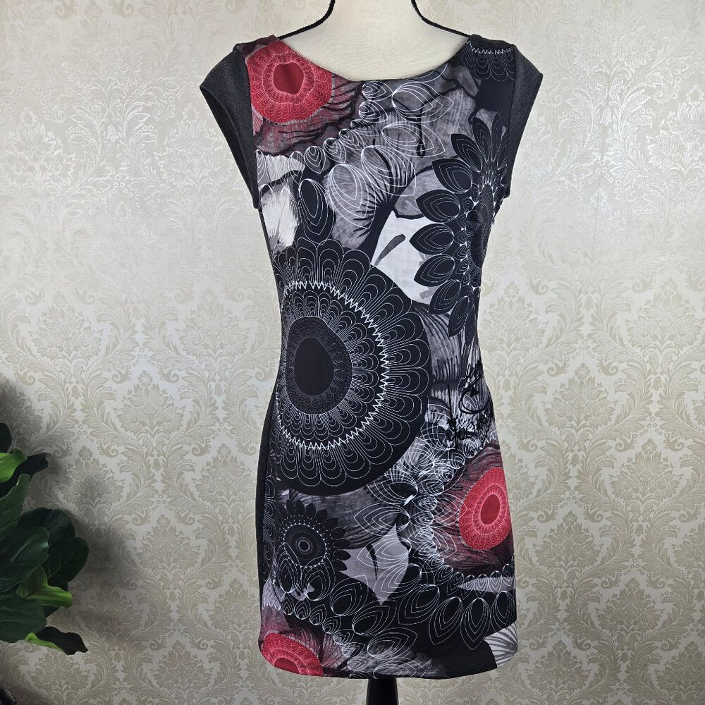 Desigual Sz Large Sheath Dress Mandala Floral Pattern Black Gray Red Cap Sleeve
